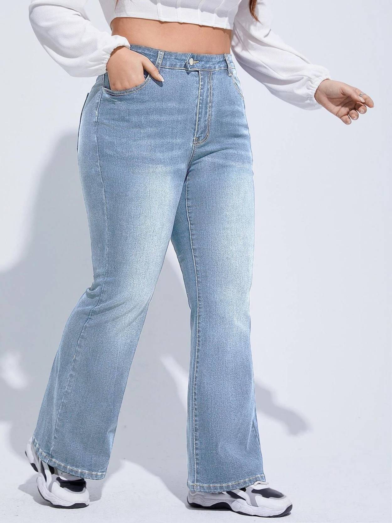 Curvy CLOSET Women Boot-Leg High Rise Blue Jeans - Image 2