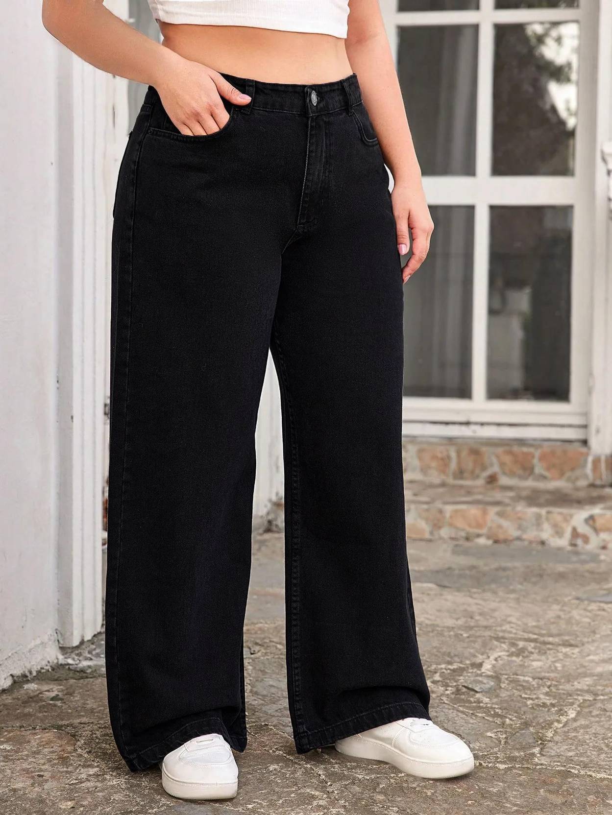 Curvy CLOSET Women Loose Fit High Rise Black Jeans - Image 5