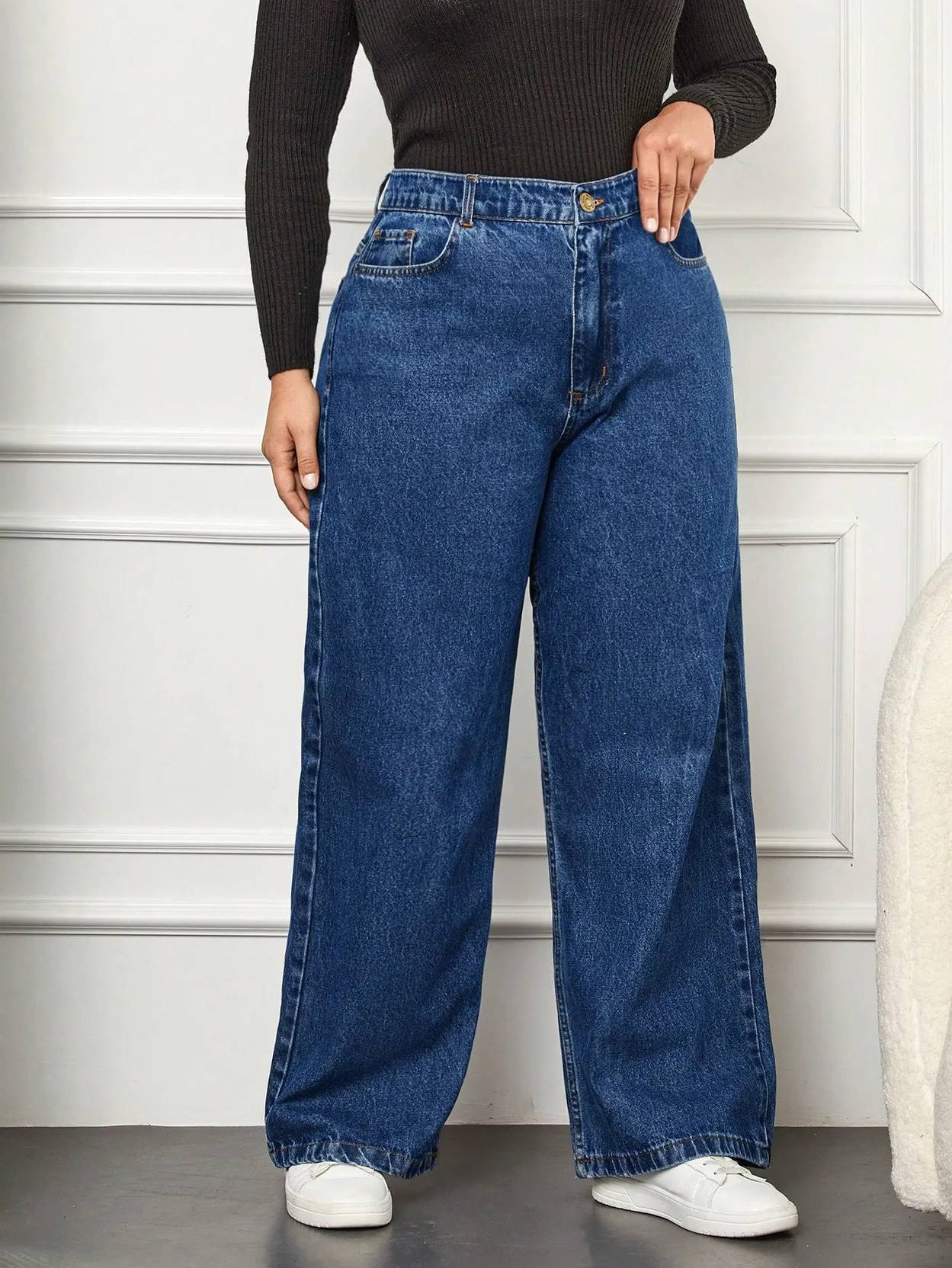 Curvy CLOSET  Women Loose Fit High Rise Blue Jeans - Image 3