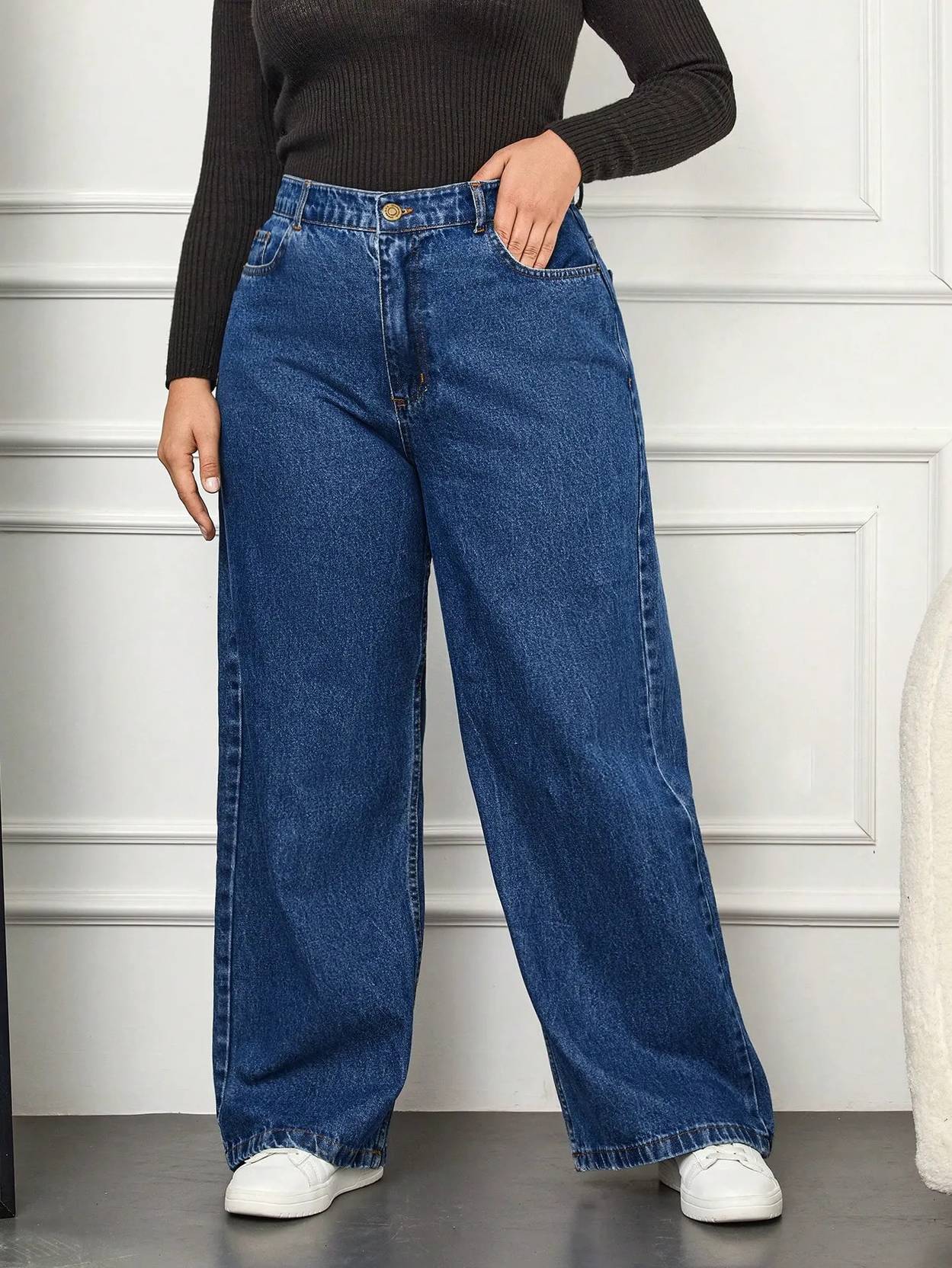 Curvy CLOSET  Women Loose Fit High Rise Blue Jeans - Image 4