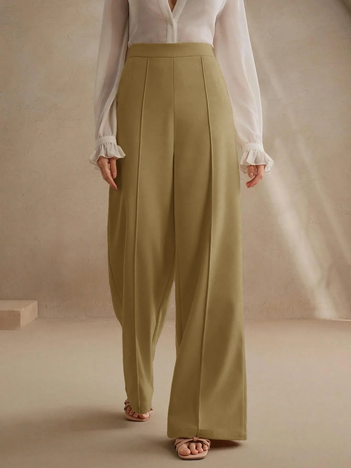 High-Waisted Black Wide-Leg Pleated Trousers - Image 6