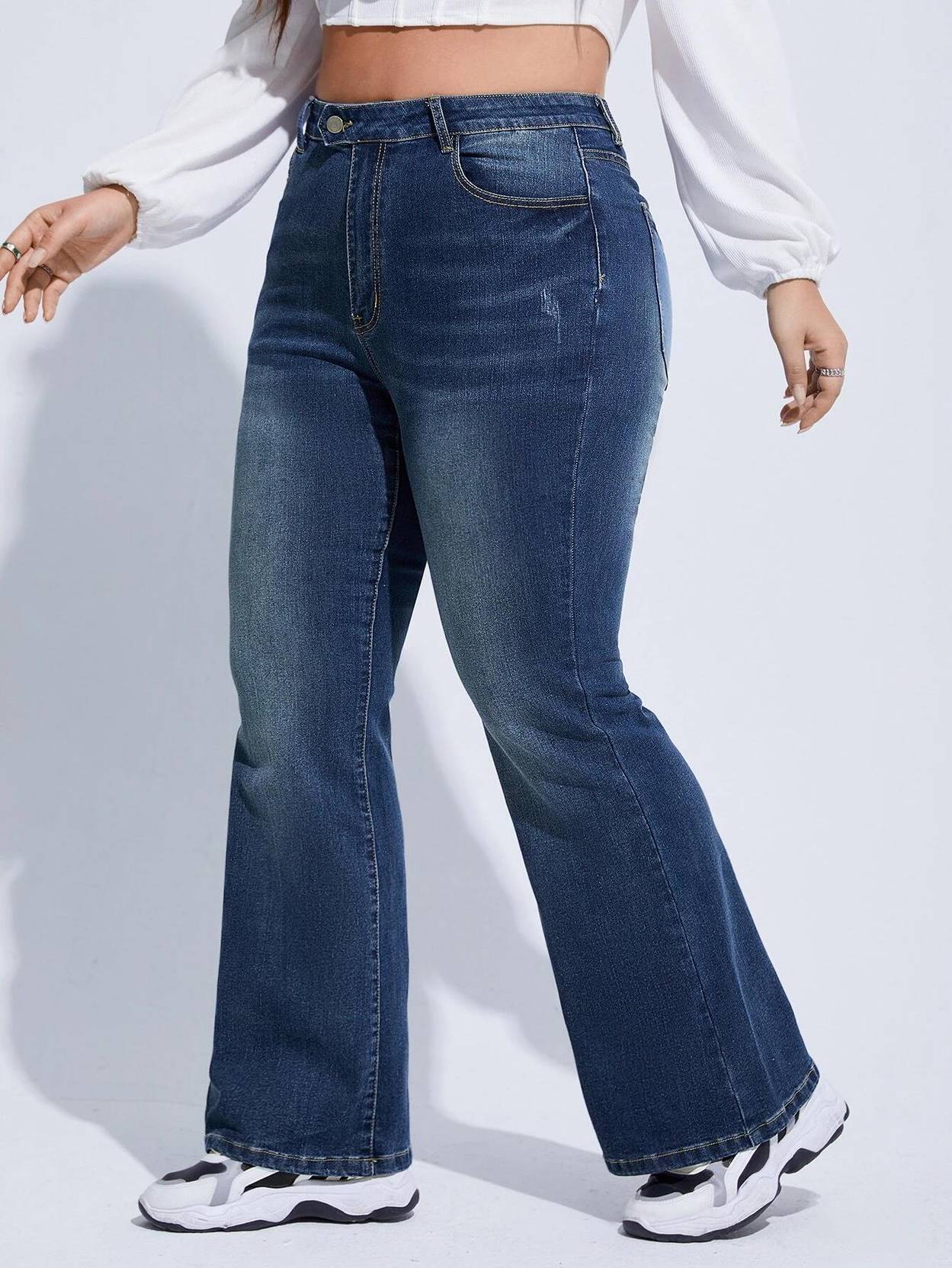 KOTTY Women Boot-Leg High Rise Blue Jeans - Image 3