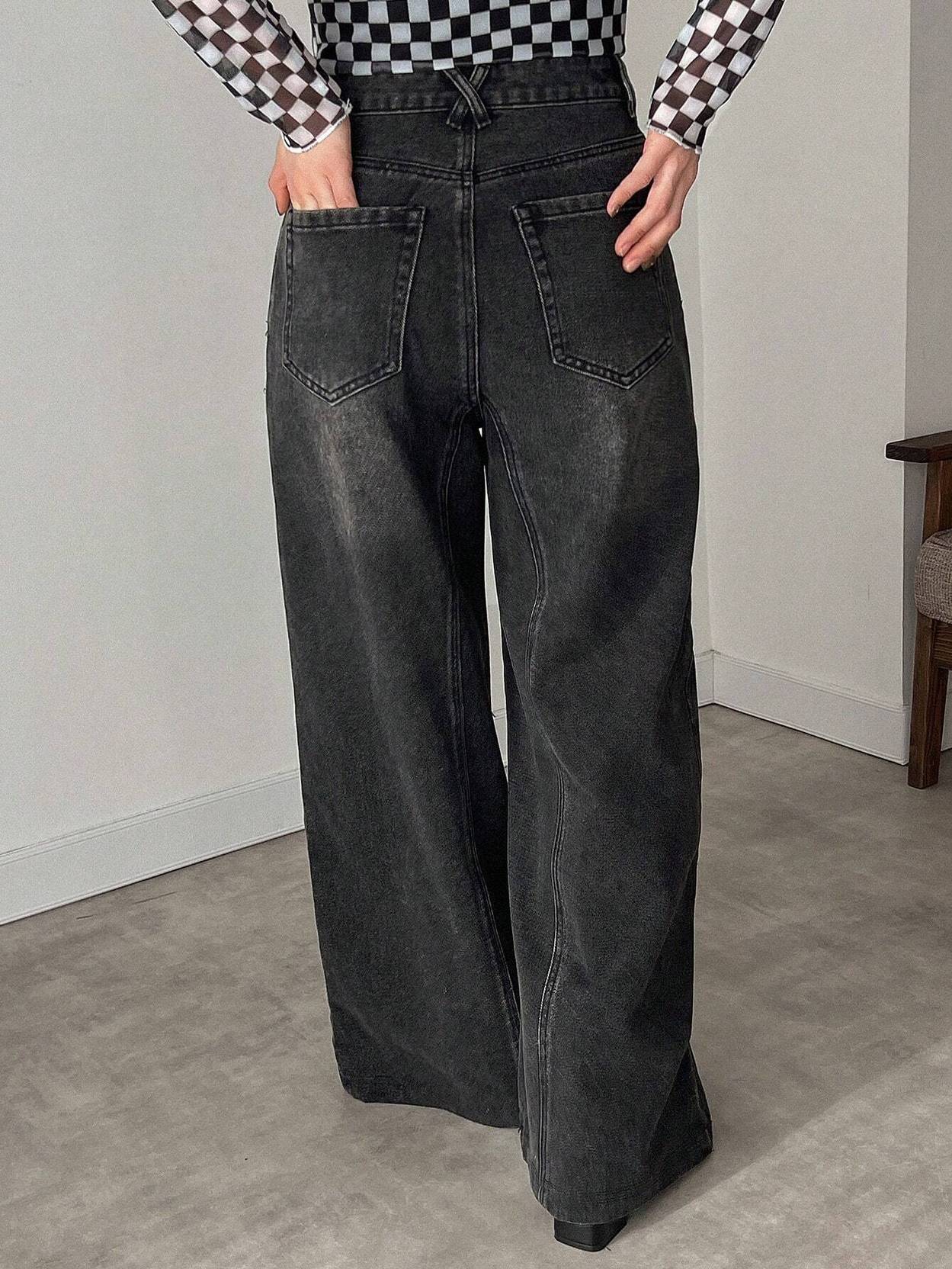 KOTTY  Women Loose Fit High Rise Black Jeans - Image 2