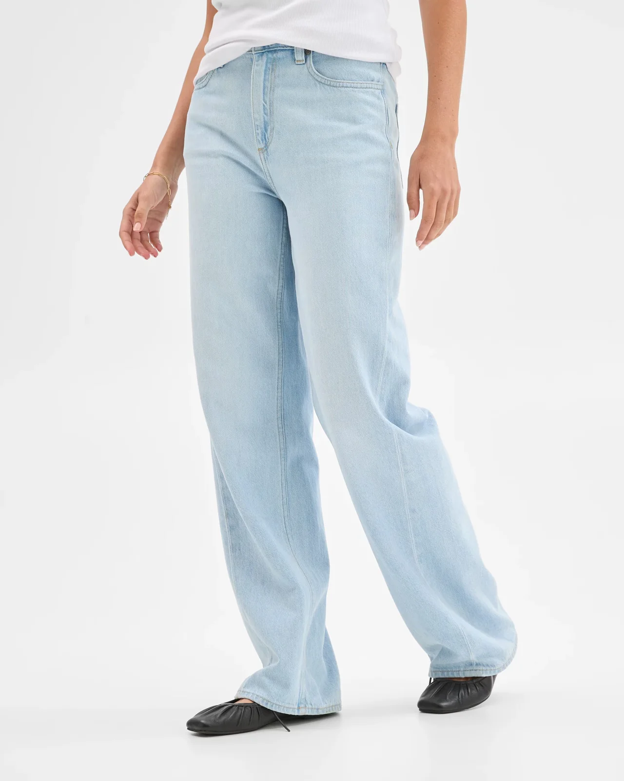 Kotty Women's Loose Fit Denim Jeans - Image 5