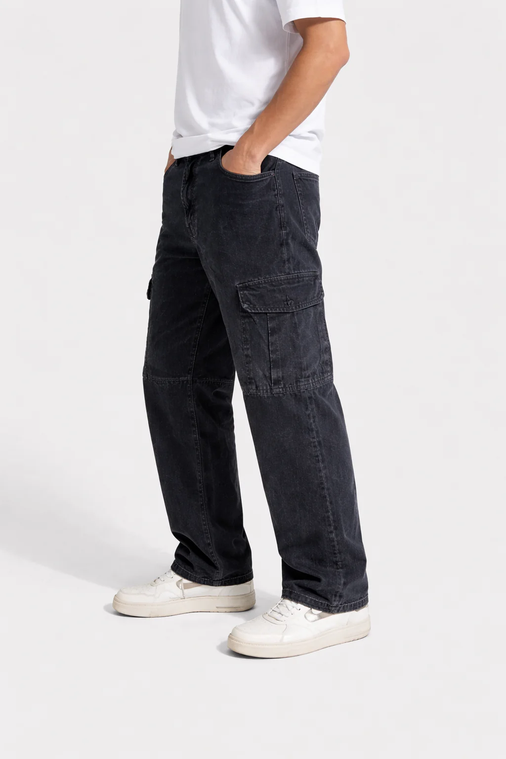 Men’s Dark Wash Cargo Jeans - Image 4
