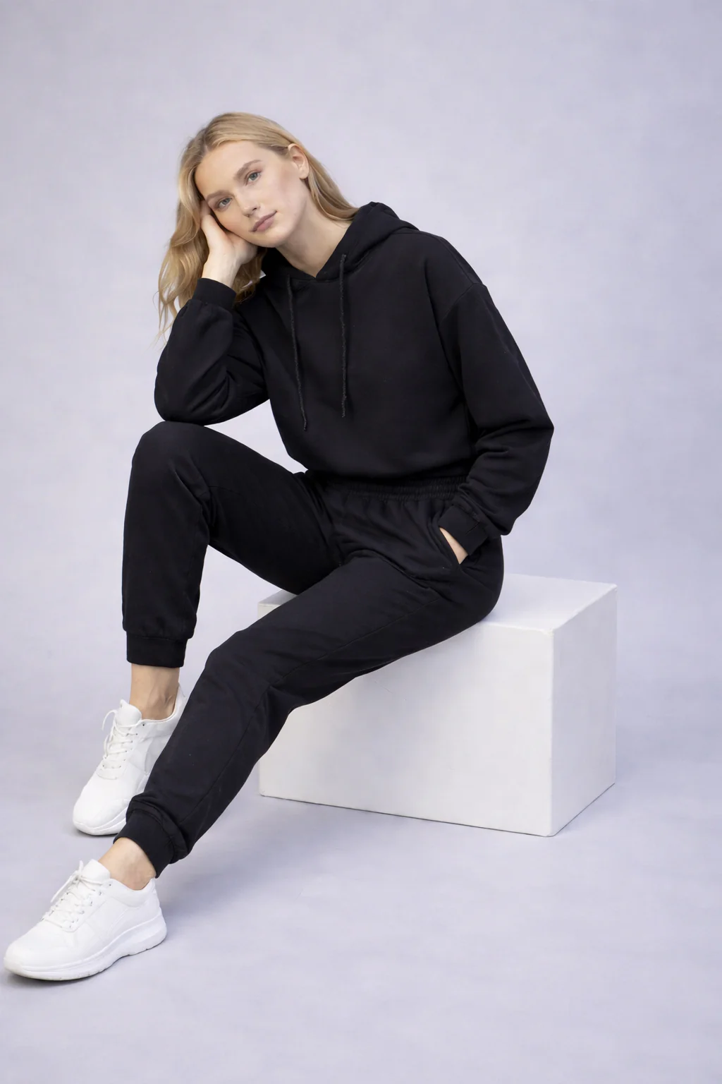 Women‚Äôs Black Hooded Sweatshirt Jogger Lounge Set - Image 3