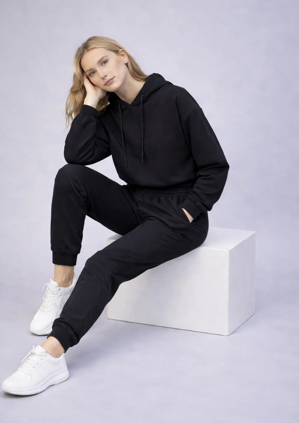 Women's Black Oversized Hoodie & Cargo Joggers Lounge Set - Image 4
